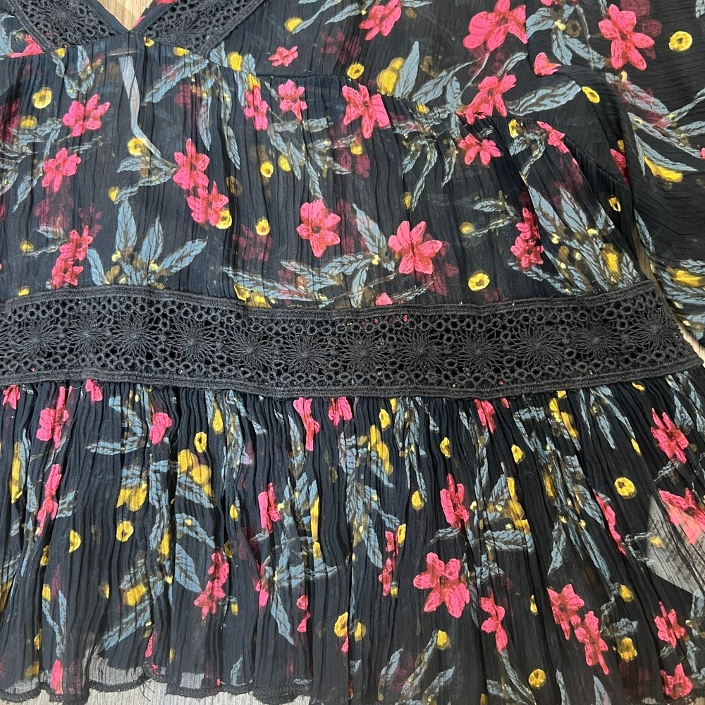 Free People S Black Sheer Floral Boho Blouse Open Back Crochet Trim Festival - Picture 5 of 10